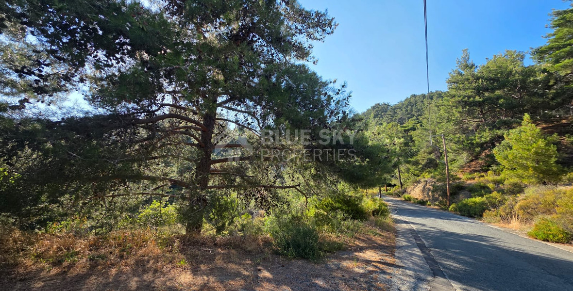 Large Building Plot 1684 m2 in Lush Pano Platres