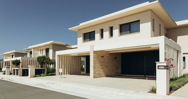 Modern 2-Bedroom Semi-Detached House with Private Pool | Limassol Greens Golf Resort