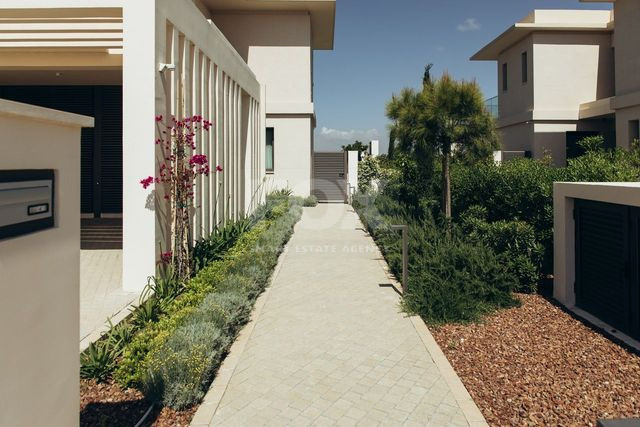Modern 2-Bedroom Semi-Detached House with Private Pool | Limassol Greens Golf Resort