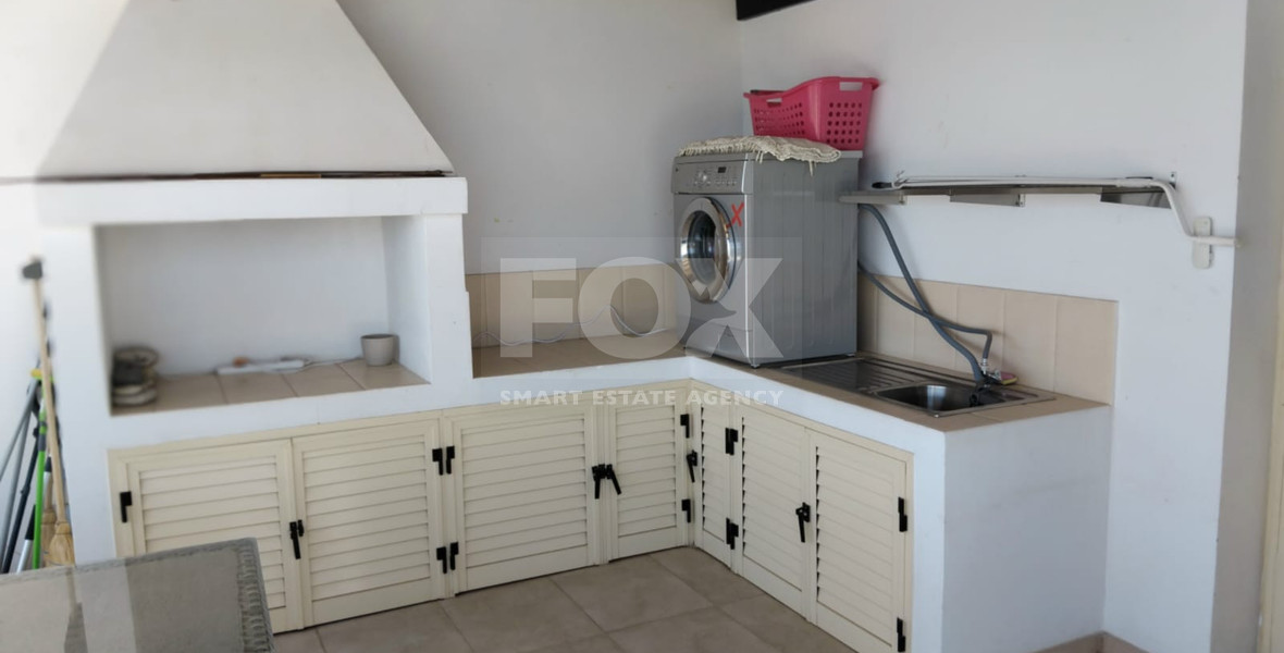 Spacious Three Bedroom Penthouse in Peaceful Mesa Chorio, Paphos for sale