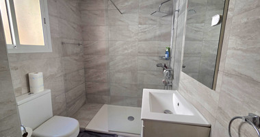 Fully Furnished Two Bedroom Apartment near the sea for Rent in Germasogeia Tourist Area | 90m² with Balcony & Elevator