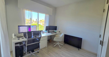 Fully Furnished Two Bedroom Apartment near the sea for Rent in Germasogeia Tourist Area | 90m² with Balcony & Elevator