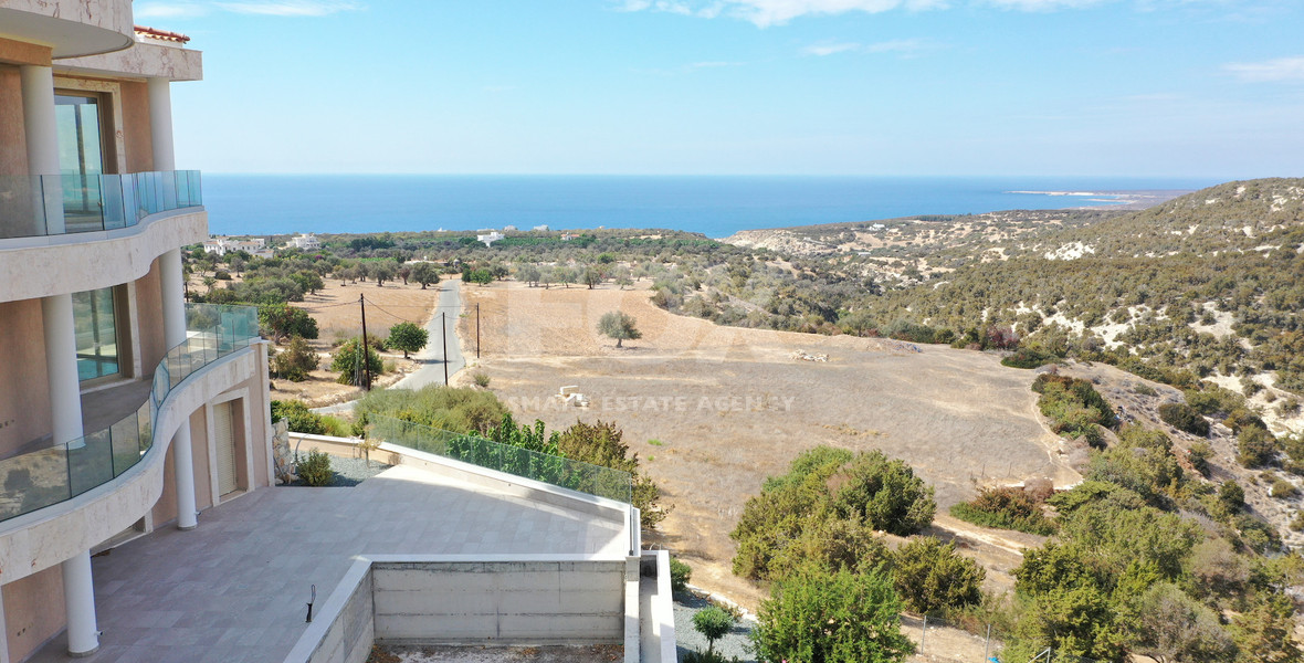 Exclusive Five-Bedroom Villa for Sale with Sea and Mountain Views in Paphos