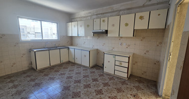 Three-Bedroom Seafront Apartment for Sale in Neapoli, Limassol | 120m² | Beachfront Location