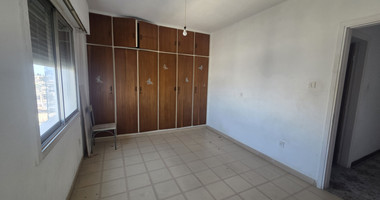 Three-Bedroom Seafront Apartment for Sale in Neapoli, Limassol | 120m² | Beachfront Location