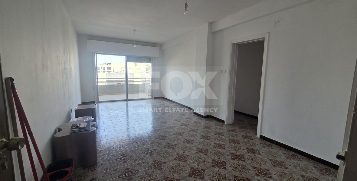 Three-Bedroom Seafront Apartment for Sale in Neapoli, Limassol | 120m² | Beachfront Location