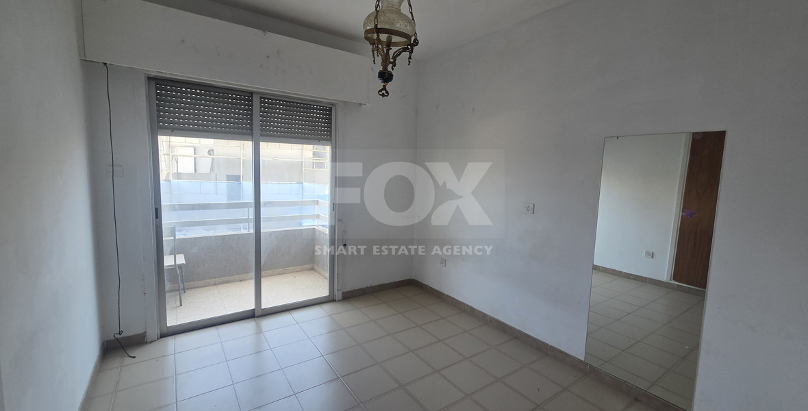 Three-Bedroom Seafront Apartment for Sale in Neapoli, Limassol | 120m² | Beachfront Location