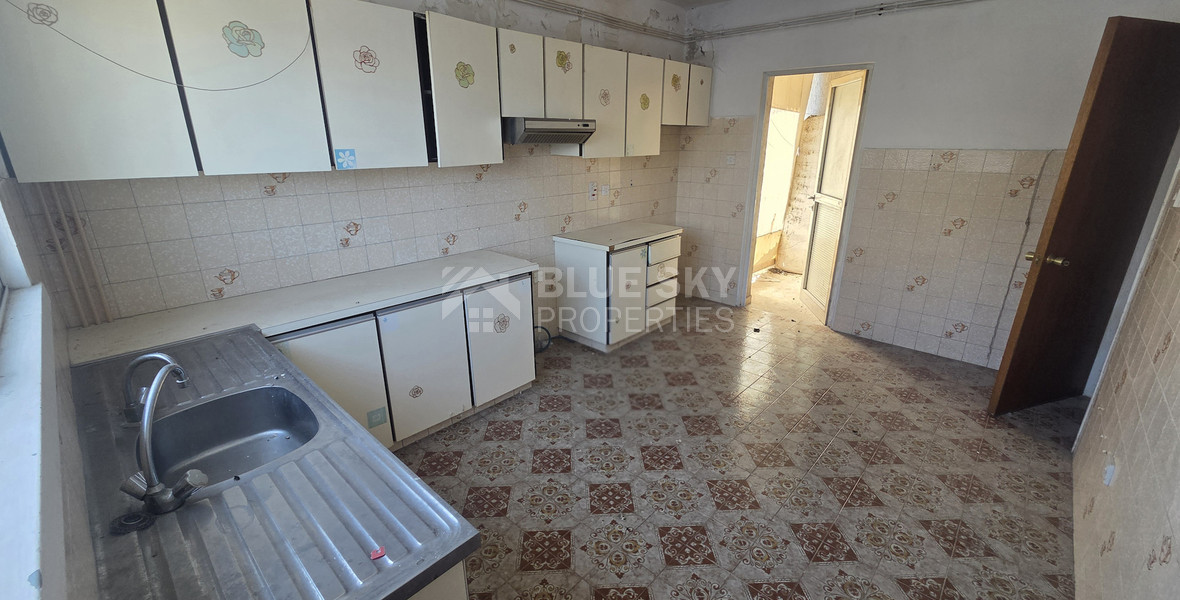 Three-Bedroom Seafront Apartment for Sale in Neapoli, Limassol | 120m² | Beachfront Location