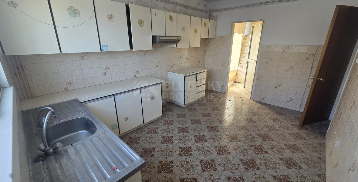 Three-Bedroom Seafront Apartment for Sale in Neapoli, Limassol | 120m² | Beachfront Location