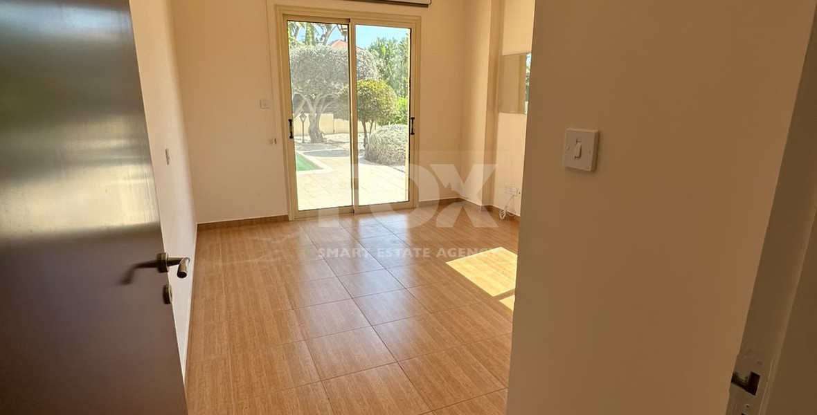 3-Bedroom Detached Villa with Swimming Pool on 780m² Plot – Monagrouli Outskirts