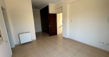 3-Bedroom Detached Villa with Swimming Pool on 780m² Plot – Monagrouli Outskirts
