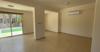 3-Bedroom Detached Villa with Swimming Pool on 780m² Plot – Monagrouli Outskirts
