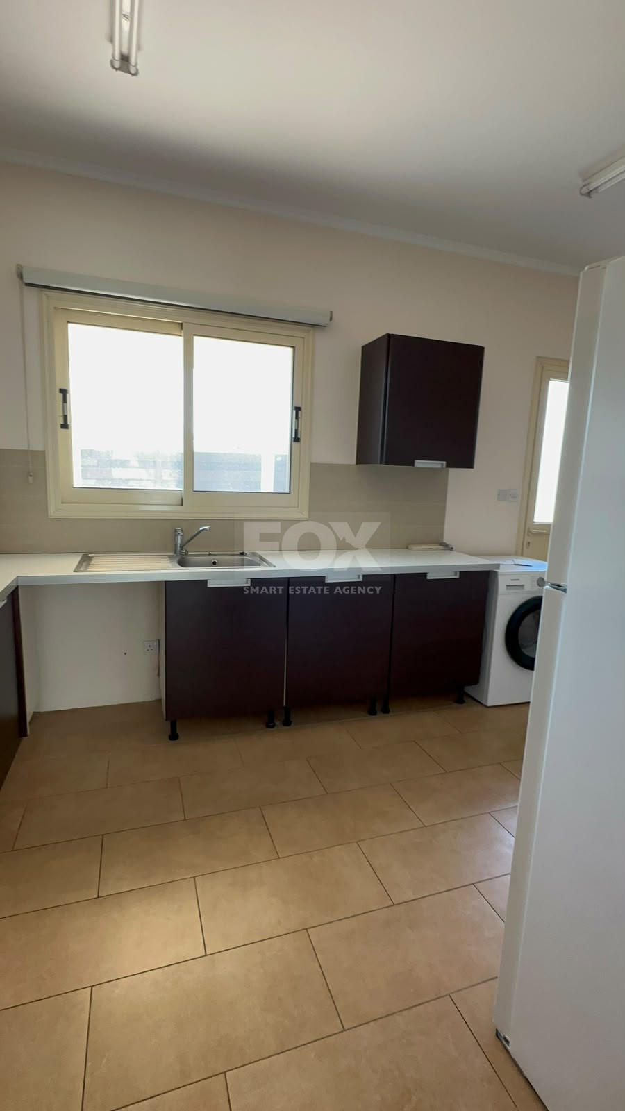 3-Bedroom Detached Villa with Swimming Pool on 780m² Plot – Monagrouli Outskirts