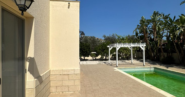 3-Bedroom Detached Villa with Swimming Pool on 780m² Plot – Monagrouli Outskirts