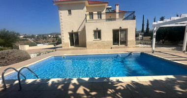 3-Bedroom Detached Villa with Swimming Pool on 780m² Plot – Monagrouli Outskirts
