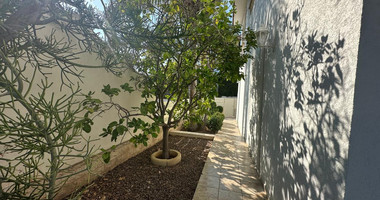 Elegant Four-Bedroom Luxury Detached Villa with Sea Views | Agios Tychon Tourist Area