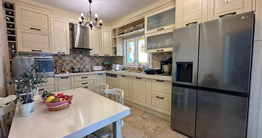 Elegant Four-Bedroom Luxury Detached Villa with Sea Views | Agios Tychon Tourist Area