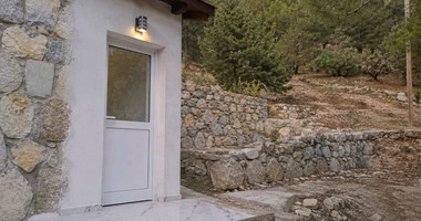 In the middle of the forest  one bedroom cozy apartment for rent in Pelendri Limassol