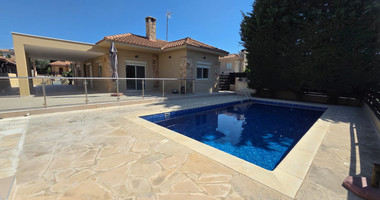 Three Bedroom Bungalow for Rent in Souni with Private Pool | Furnished or Unfurnished