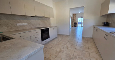 Three Bedroom Bungalow for Rent in Souni with Private Pool | Furnished or Unfurnished