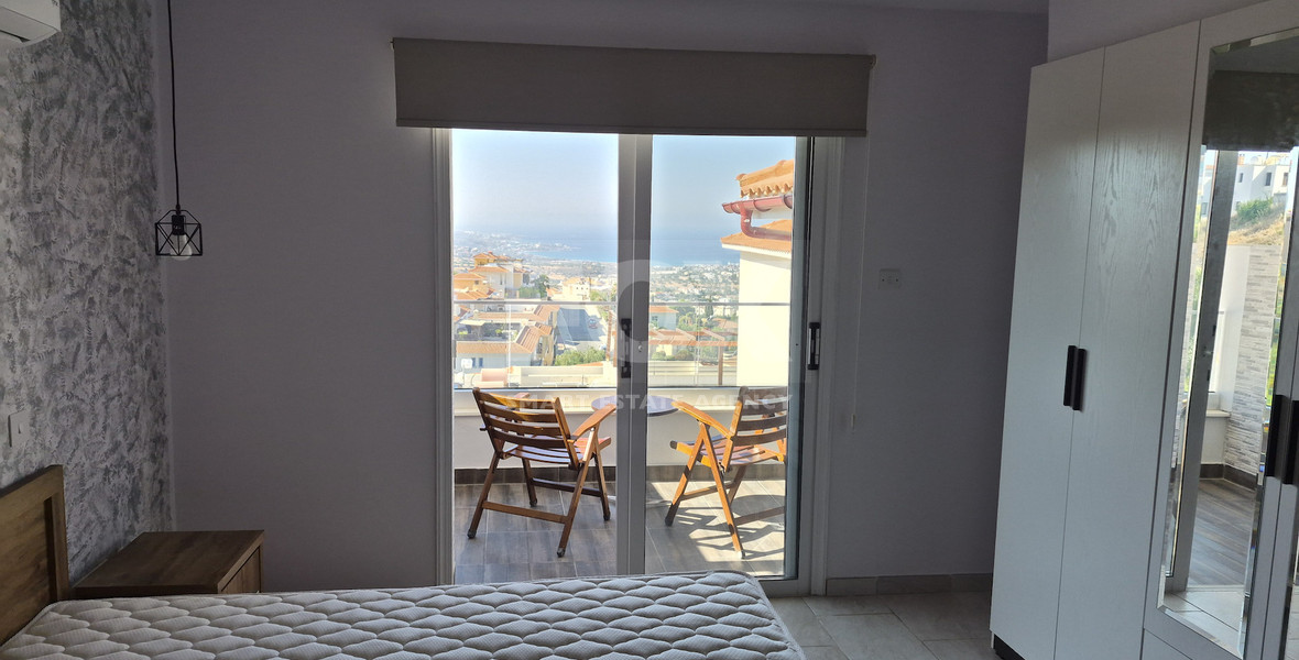 Beautiful Two Bedroom Maisonette for Rent in Peyia with Stunning Sea Views