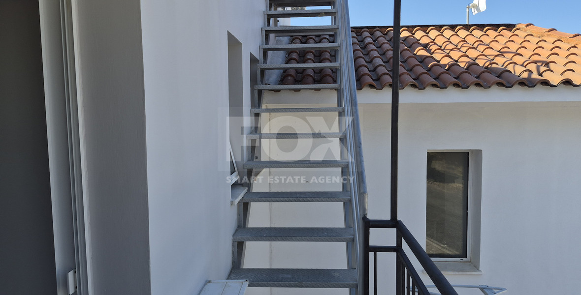 Beautiful Two Bedroom Maisonette for Rent in Peyia with Stunning Sea Views