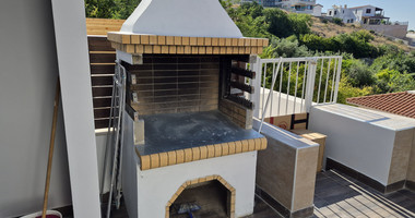 Beautiful Two Bedroom Maisonette for Rent in Peyia with Stunning Sea Views