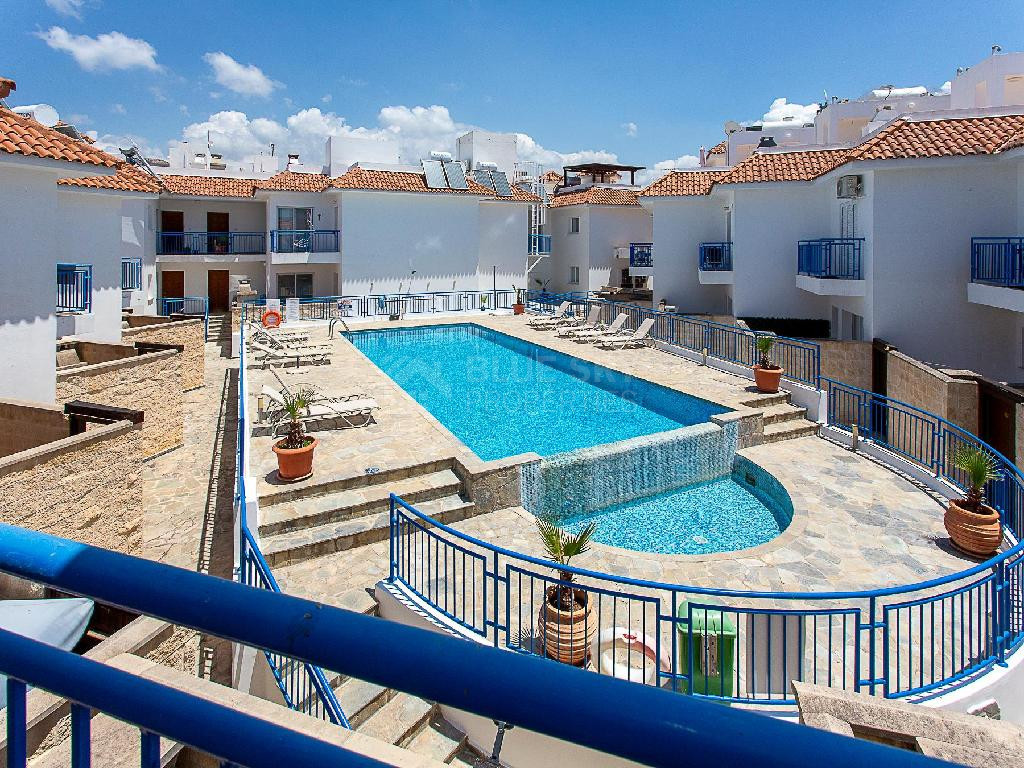 A two-bedroom house for sale in Argaka, Paphos, offering verandas, rooftop terrace, and excellent potential for permanent living, holidays, or rental investment.