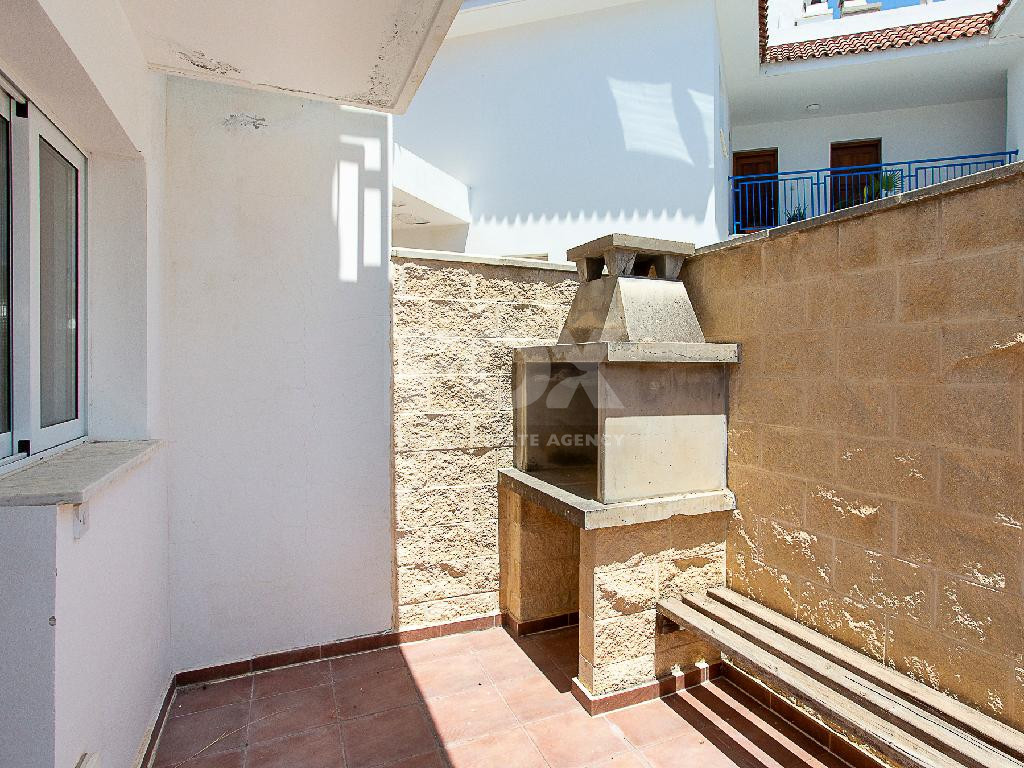A two-bedroom house for sale in Argaka, Paphos, offering verandas, rooftop terrace, and excellent potential for permanent living, holidays, or rental investment.