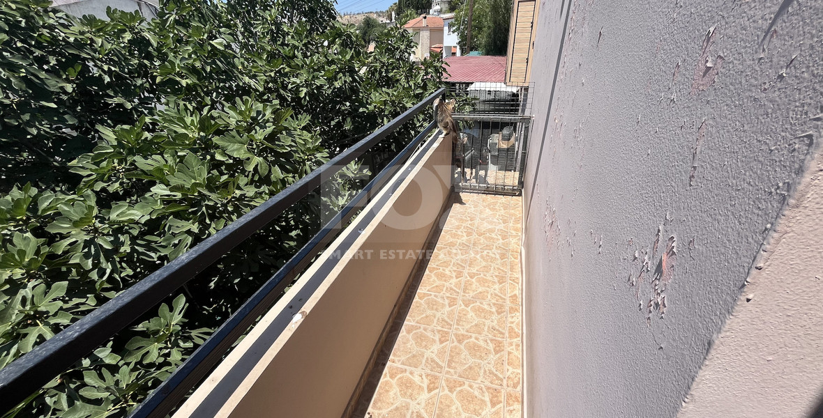 Beautiful Two-Level House in Alassa for Sale with 4+1 Bedrooms and Spacious Garden