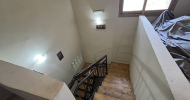 Beautiful Two-Level House in Alassa for Sale with 4+1 Bedrooms and Spacious Garden
