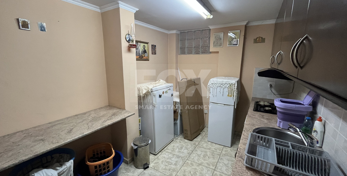 Beautiful Two-Level House in Alassa for Sale with 4+1 Bedrooms and Spacious Garden