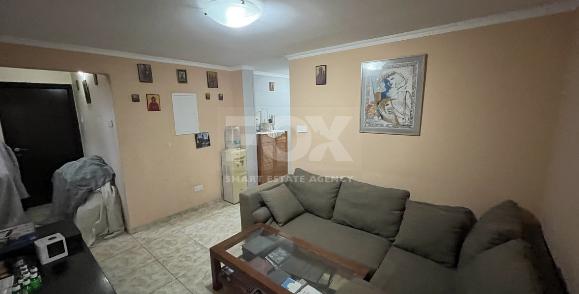 Beautiful Two-Level House in Alassa for Sale with 4+1 Bedrooms and Spacious Garden
