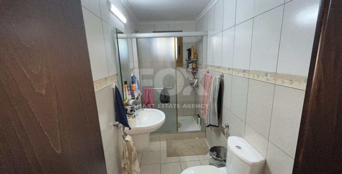 Beautiful Two-Level House in Alassa for Sale with 4+1 Bedrooms and Spacious Garden