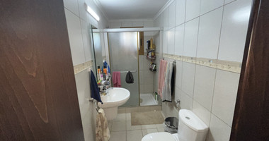 Beautiful Two-Level House in Alassa for Sale with 4+1 Bedrooms and Spacious Garden