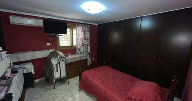 Beautiful Two-Level House in Alassa for Sale with 4+1 Bedrooms and Spacious Garden