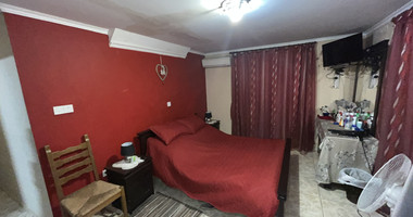Beautiful Two-Level House in Alassa for Sale with 4+1 Bedrooms and Spacious Garden