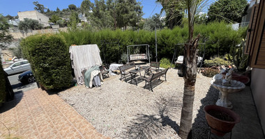 Beautiful Two-Level House in Alassa for Sale with 4+1 Bedrooms and Spacious Garden
