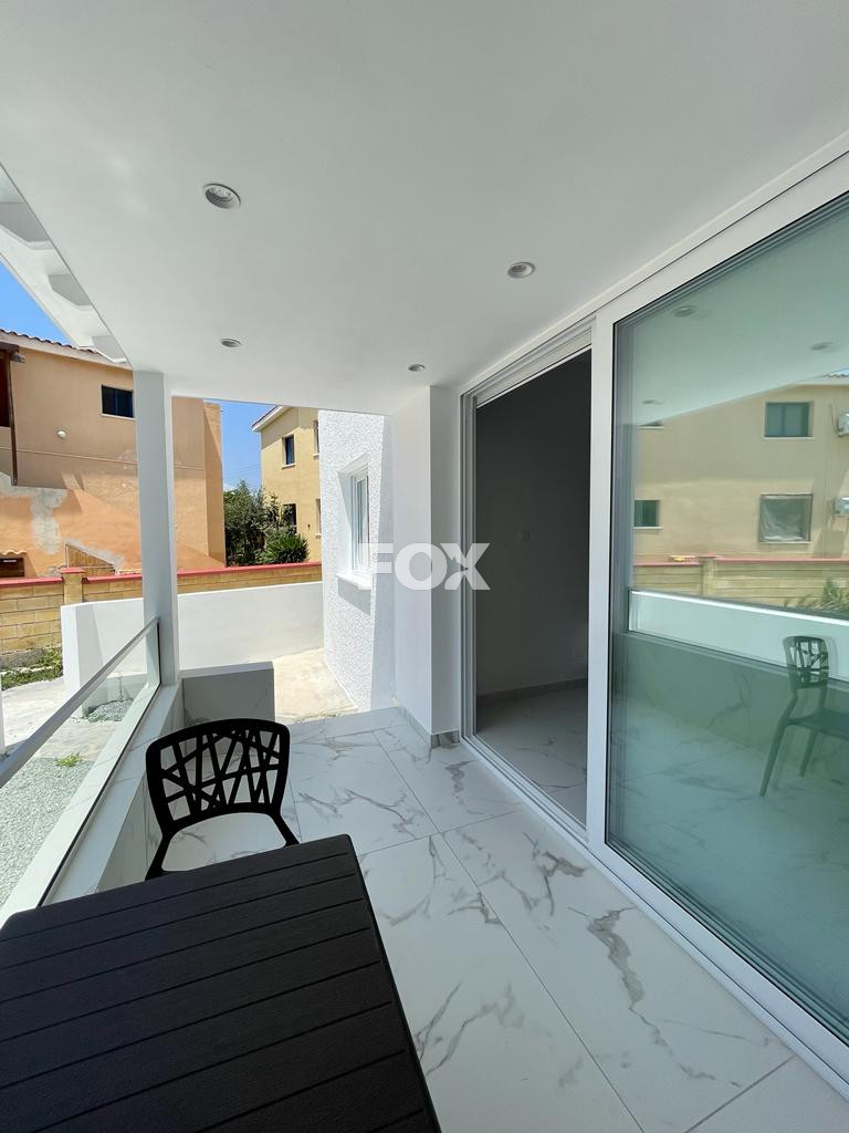 2-bedroom apartments for rent 90 m² in Tombs Of the Kings, Paphos, Cyprus