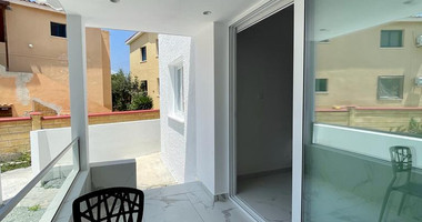 Modern Two Bedroom Apartment in Tomb Of The Kings for rent