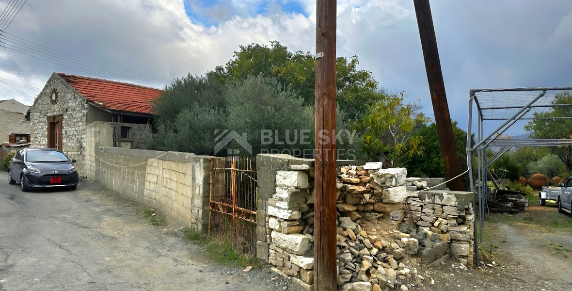 Building Plot for Sale in Silikou, Limassol | 350m² Residential Land with Listed House with Panoramic Country Views