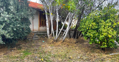 Building Plot for Sale in Silikou, Limassol | 350m² Residential Land with Listed House with Panoramic Country Views