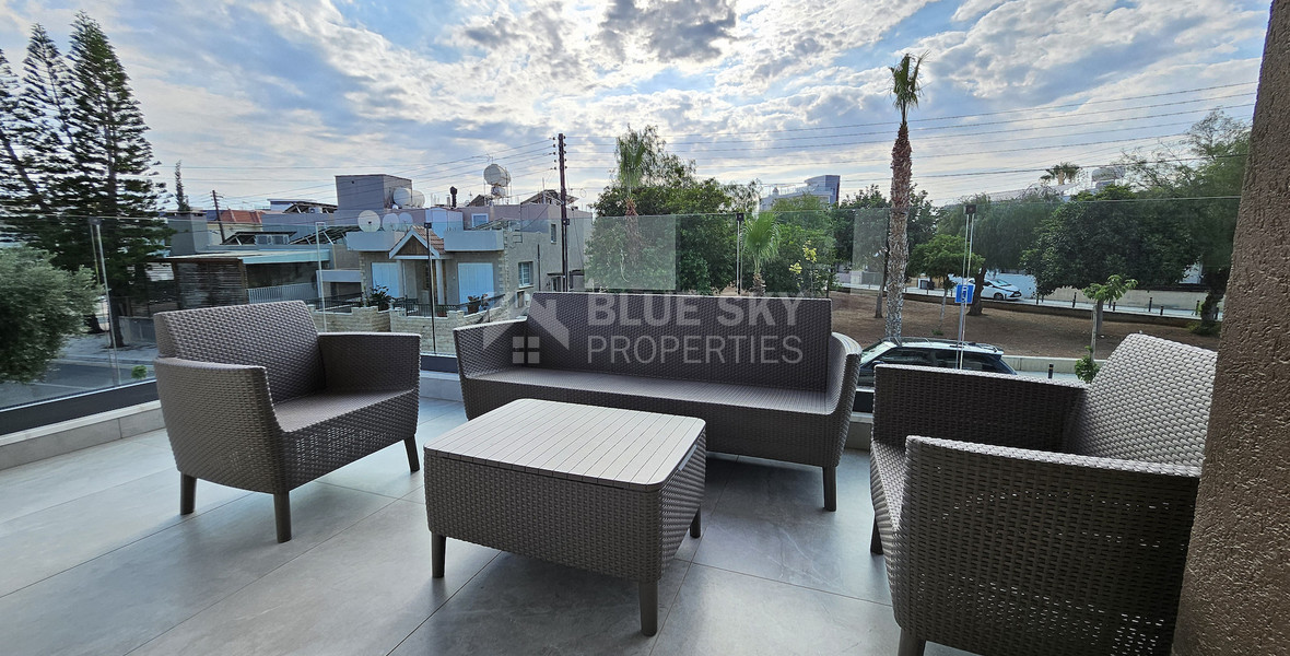 Spacious-Modern, Fully Furnished Two Bedroom Apartment in Agios Spyridwnas