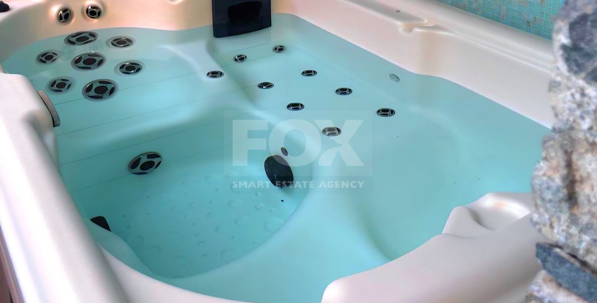 Prestigious 6-Bedroom Luxury Six Bedroom Villa for Rent in Kolossi, Limassol | Private Pool, Jacuzzi, Gym & Elegant Family Estate