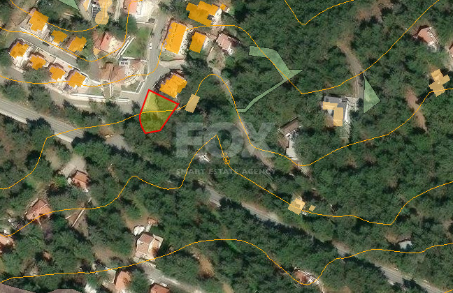 For Sale Building Plot 484 m2 in Forested Moniatis