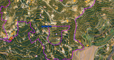 For Sale Building Plot 484 m2 in Forested Moniatis