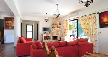 Stone four bedroom villa in Agia Marina , Polis Chrysochous , in Paphos for sale-Title deed available