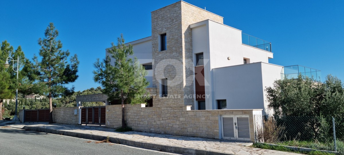 Luxury four bedroom luxury detached villa in  Secret Valley, Kouklia,