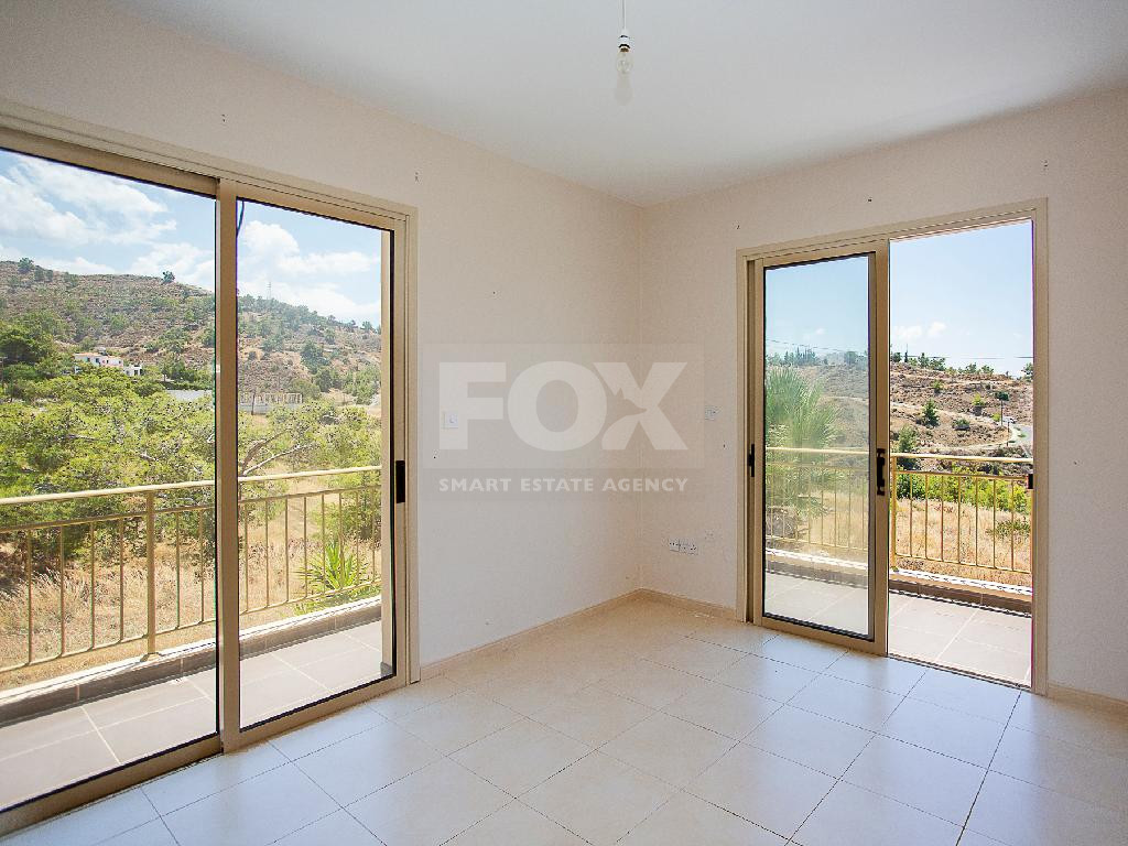 Four-Bedroom House with Swimming Pool in Argaka, Paphos for sale