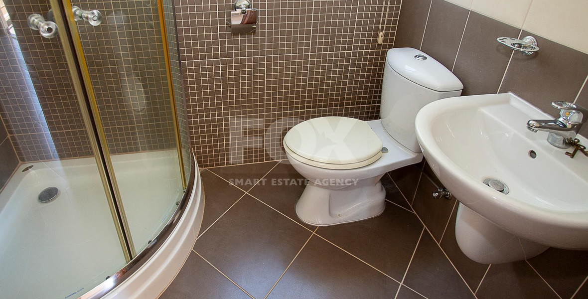 Four-Bedroom House with Swimming Pool in Argaka, Paphos for sale